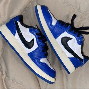 Jordan 1 Retro Low OG Kids Blue, White & Black Sneakers